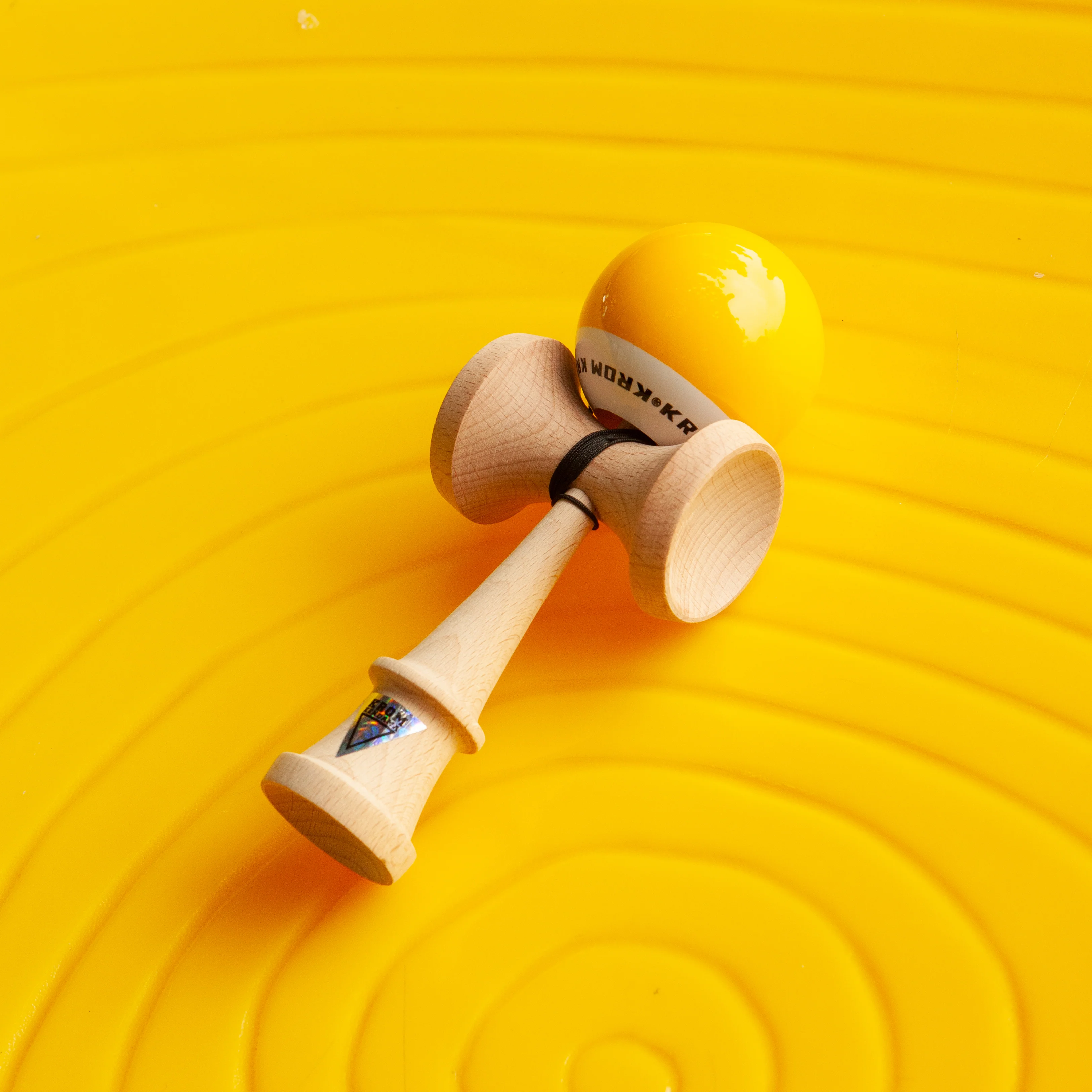 POP LOL YELLOW - Image 5